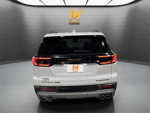 Used 2025 GMC Acadia Elevation image 8