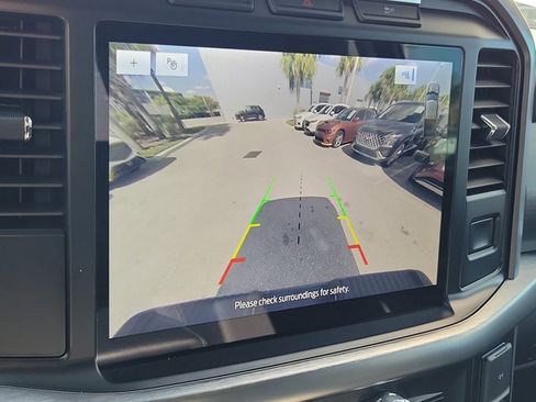 Used 2023 Ford F150 Lariat image 33