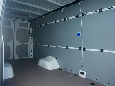 New 2025 Mercedes-Benz Sprinter 4500 image 34