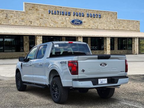 New 2026 Ford F150 XLT w/ XLT Black Appearance Package AWD/4WD image 4