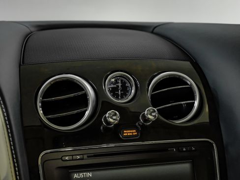 Used 2018 Bentley Flying Spur W12 AWD/4WD image 35