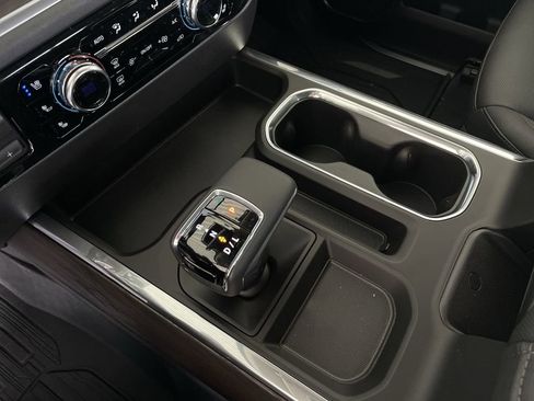 New 2026 GMC Sierra 1500 SLT w/ SLT Premium Plus Package AWD/4WD image 16