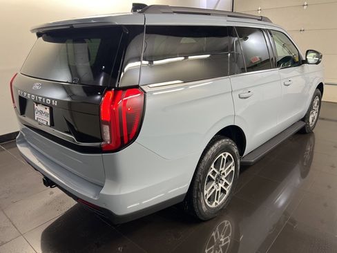 New 2026 Ford Expedition Active image 6