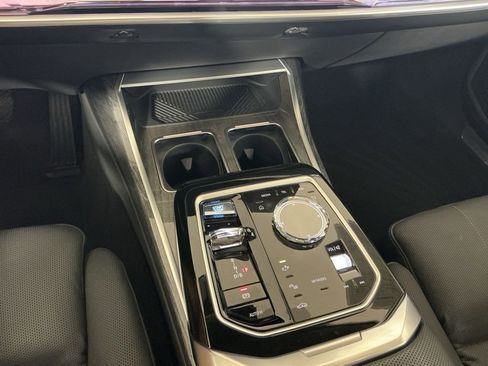 Used 2024 BMW i7 eDrive50 image 14