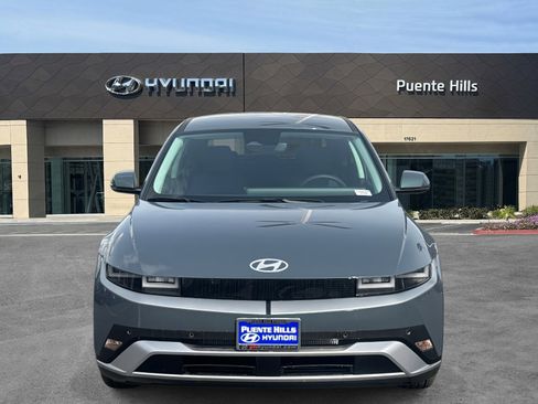 New 2026 Hyundai Ioniq 5 SEL image 2