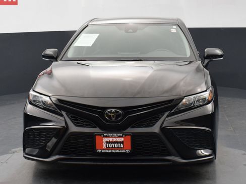 Used 2023 Toyota Camry SE image 7