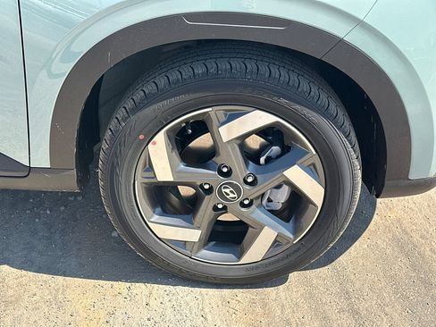 New 2026 Hyundai Venue SEL FWD image 13
