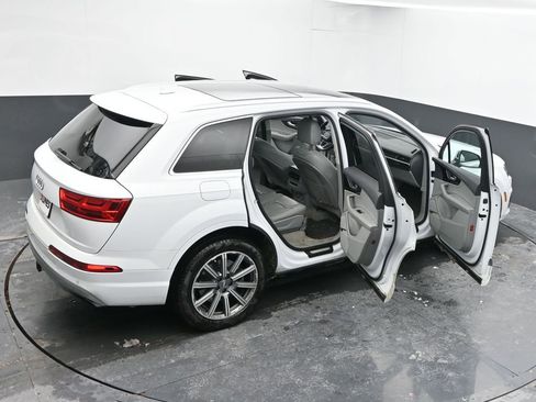 Used 2019 Audi Q7 3.0T Premium Plus w/ Premium Plus Package image 65