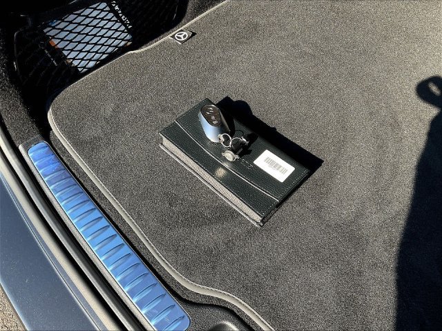Used 2026 Mercedes-Benz GLC 300 4MATIC image 37