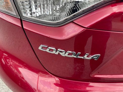 Used 2025 Toyota Corolla LE FWD image 6