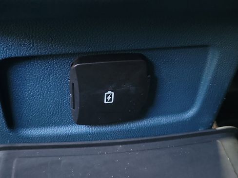 Used 2020 Lincoln Corsair Reserve w/ Equipment Group 201A image 20