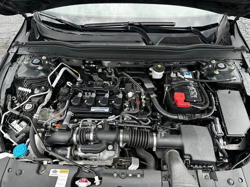 Used 2018 Honda Accord EX image 10