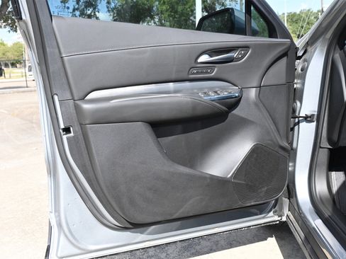 New 2025 Cadillac XT4 Premium Luxury image 19