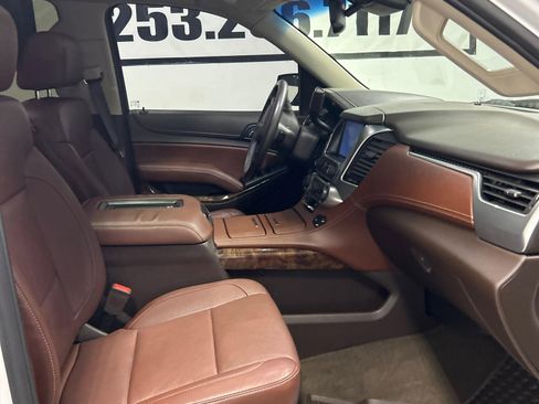 Used 2016 Chevrolet Tahoe LTZ AWD/4WD image 16