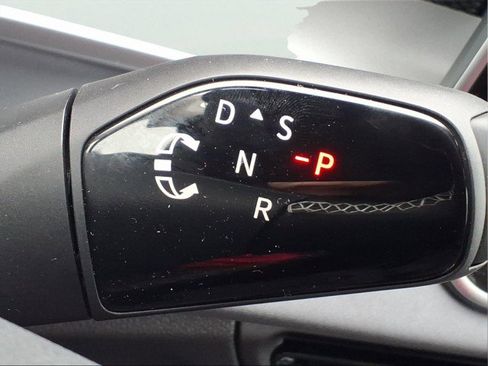 New 2026 Volkswagen Tiguan SE image 21