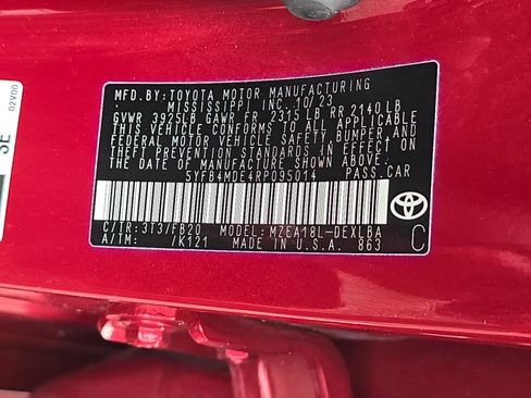 Used 2024 Toyota Corolla LE image 39