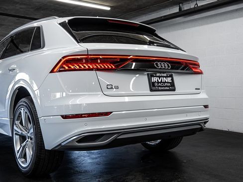 Used 2023 Audi Q8 Premium Plus w/ Premium Plus Package AWD/4WD image 16