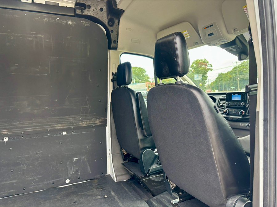 Used 2022 Ford Transit 250 Medium Roof w/ Load Area Protection Package RWD image 22