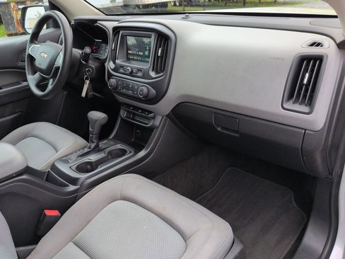 Certified 2017 Chevrolet Colorado W/T w/ WT Convenience Package AWD/4WD image 26