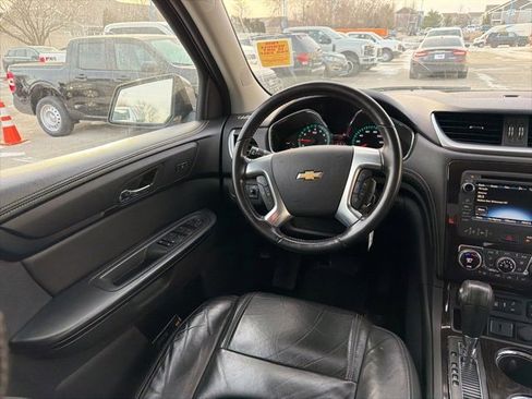Used 2016 Chevrolet Traverse LT image 16