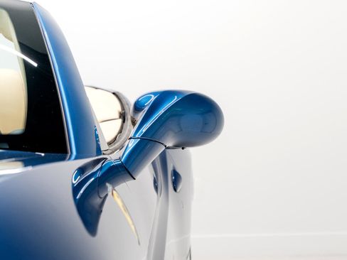 Used 2010 Ferrari California image 32