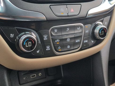 Certified 2024 Chevrolet Equinox Premier AWD/4WD image 33