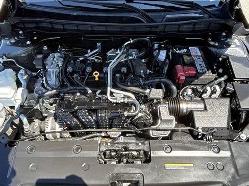 Certified 2025 Nissan Altima 2.5 S FWD image 18