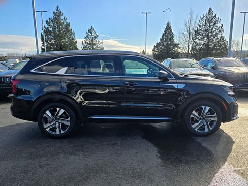 Used 2023 Kia Sorento EX image 8