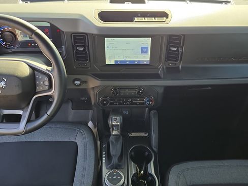 Used 2023 Ford Bronco Big Bend image 27