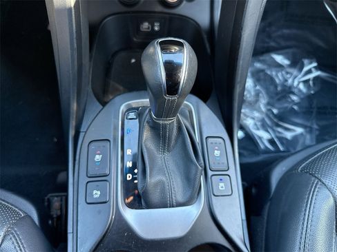 Used 2018 Hyundai Santa Fe Sport image 21