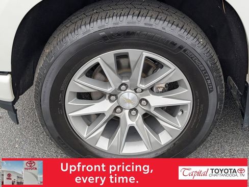 Used 2022 Chevrolet Silverado 1500 High Country w/ Technology Package AWD/4WD image 29