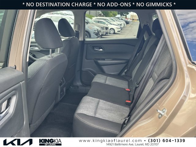 Used 2025 Nissan Rogue SV AWD/4WD image 22