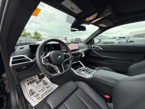 Certified 2026 BMW 430i Coupe w/ M Sport Package RWD image 10