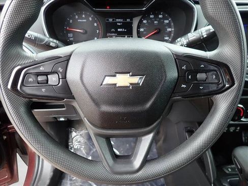 Used 2022 Chevrolet TrailBlazer LT w/ LPO, Blackout Package image 12