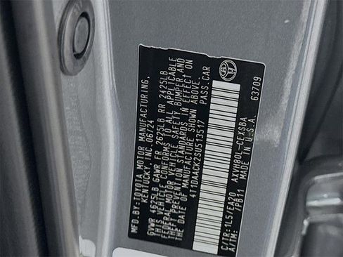Certified 2025 Toyota Camry SE image 28