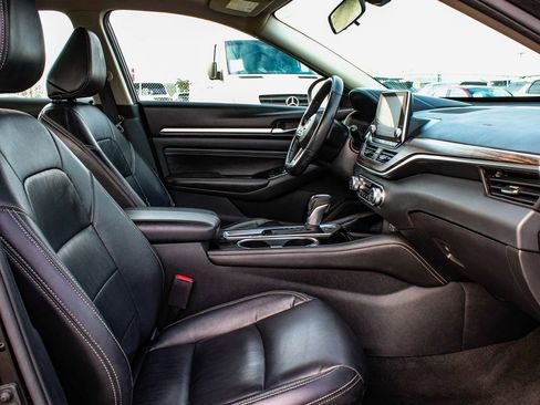 Used 2021 Nissan Altima 2.5 SL FWD image 39