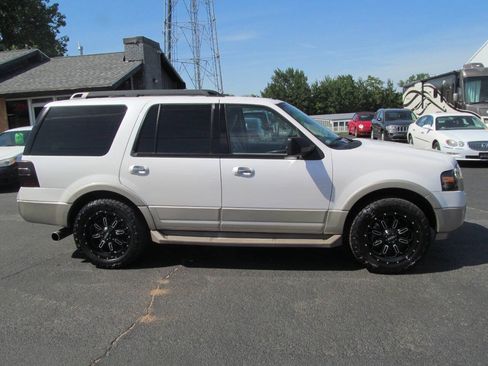 Used 2010 Ford Expedition Eddie Bauer AWD/4WD image 5