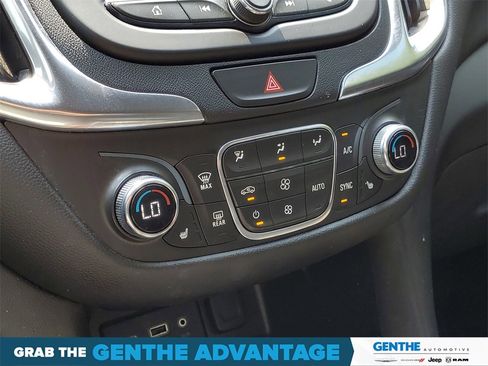Used 2021 Chevrolet Equinox LT image 20
