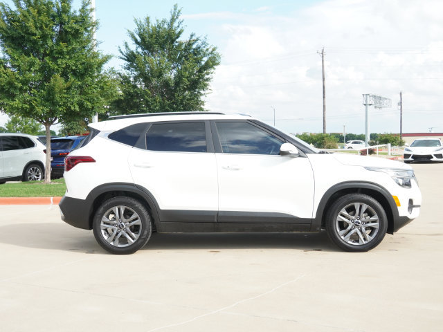 Used 2023 Kia Seltos S FWD image 11