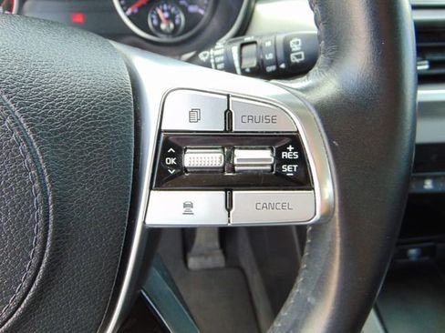 Used 2021 Kia Telluride S AWD/4WD image 17
