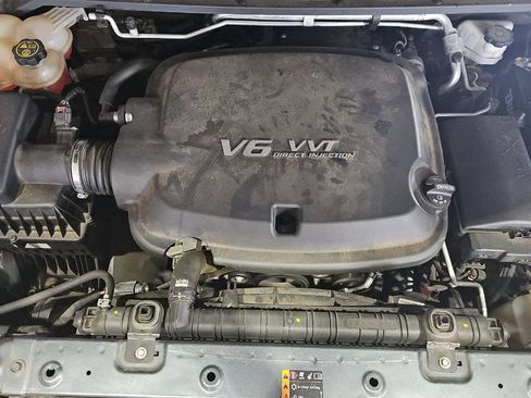 Used 2019 Chevrolet Colorado LT w/ Luxury Package, Chrome image 15