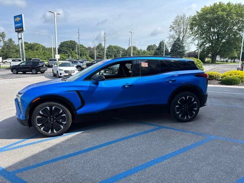 Used 2024 Chevrolet Blazer EV RS AWD/4WD image 8