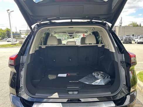 Certified 2025 Nissan Rogue SL AWD/4WD image 26