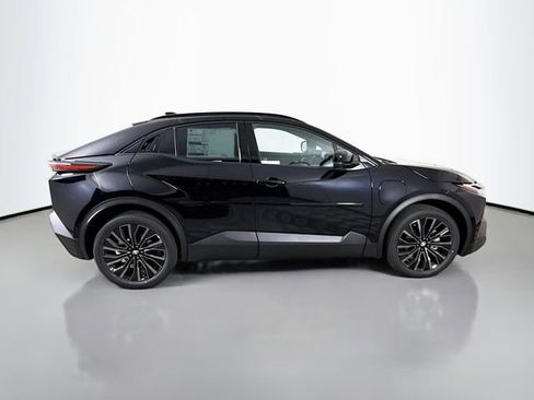 New 2026 Toyota C-HR AWD/4WD image 8