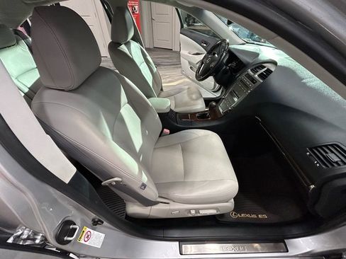 Used 2010 Lexus ES 350 image 34