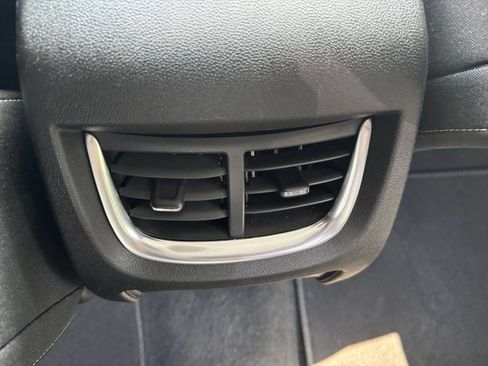 Used 2026 Chevrolet Blazer LT FWD image 17