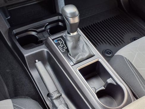 Used 2023 Toyota Tacoma TRD Sport image 22