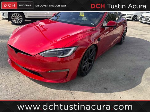 Used 2022 Tesla Model S Plaid image 1