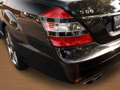 Used 2008 Mercedes-Benz S 65 AMG image 12