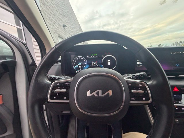 Used 2024 Kia Carnival SX FWD image 37